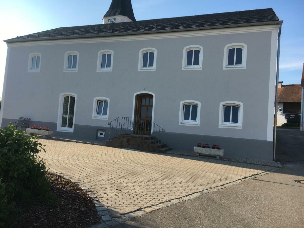 Ferienwohnung Zum Dorfwirt Riedenburg Dış mekan fotoğraf